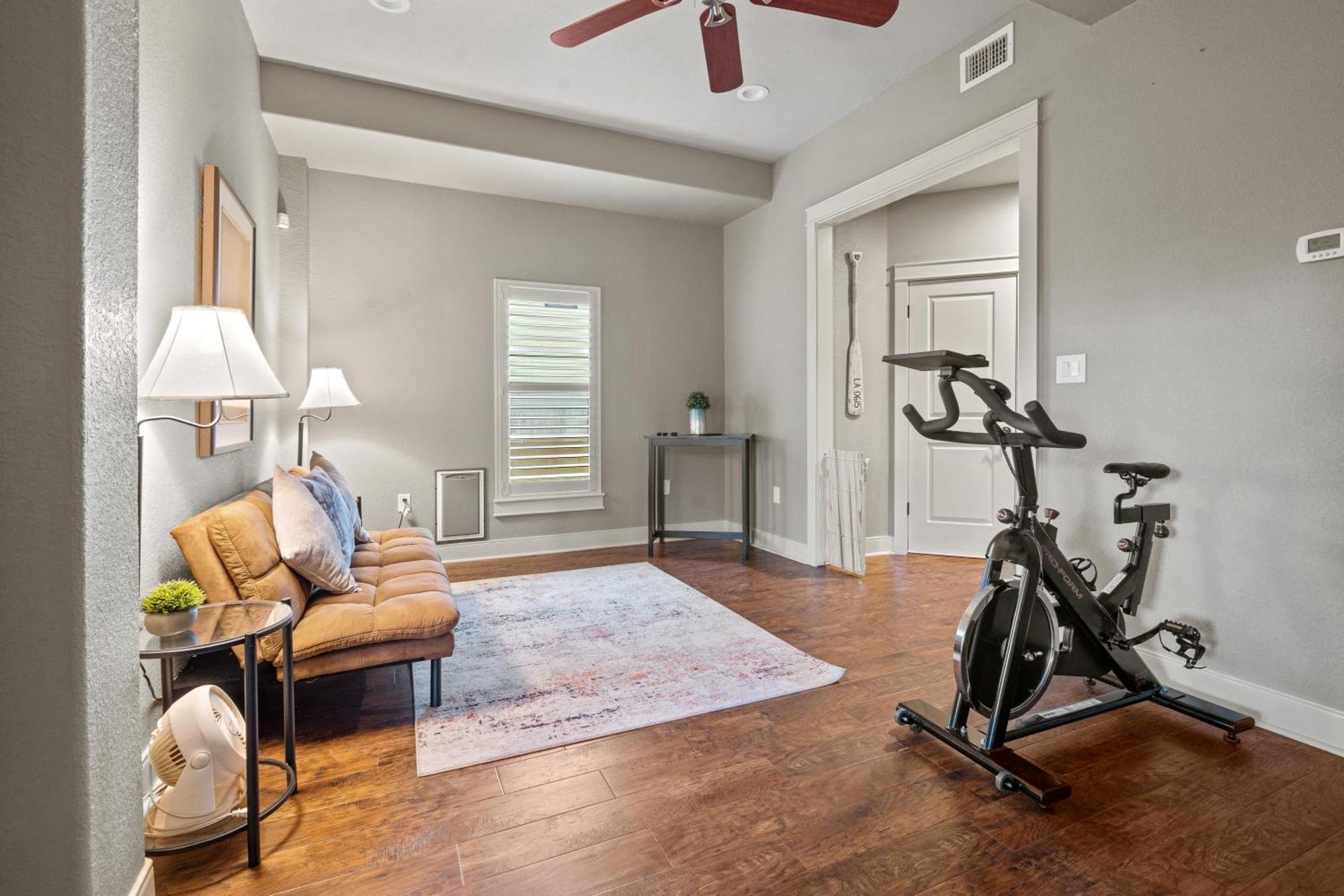 Luxury Waterfront Home Family And Pet Friendly Near Surfside Beach 11 Mins ฟรีพอร์ต ภายนอก รูปภาพ