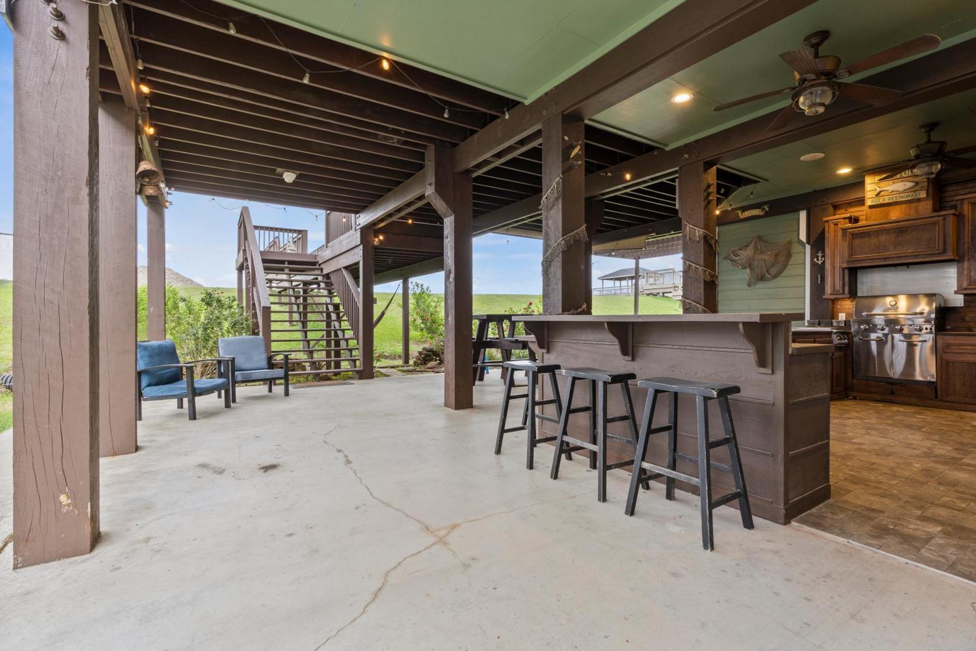 Luxury Waterfront Home Family And Pet Friendly Near Surfside Beach 11 Mins ฟรีพอร์ต ภายนอก รูปภาพ