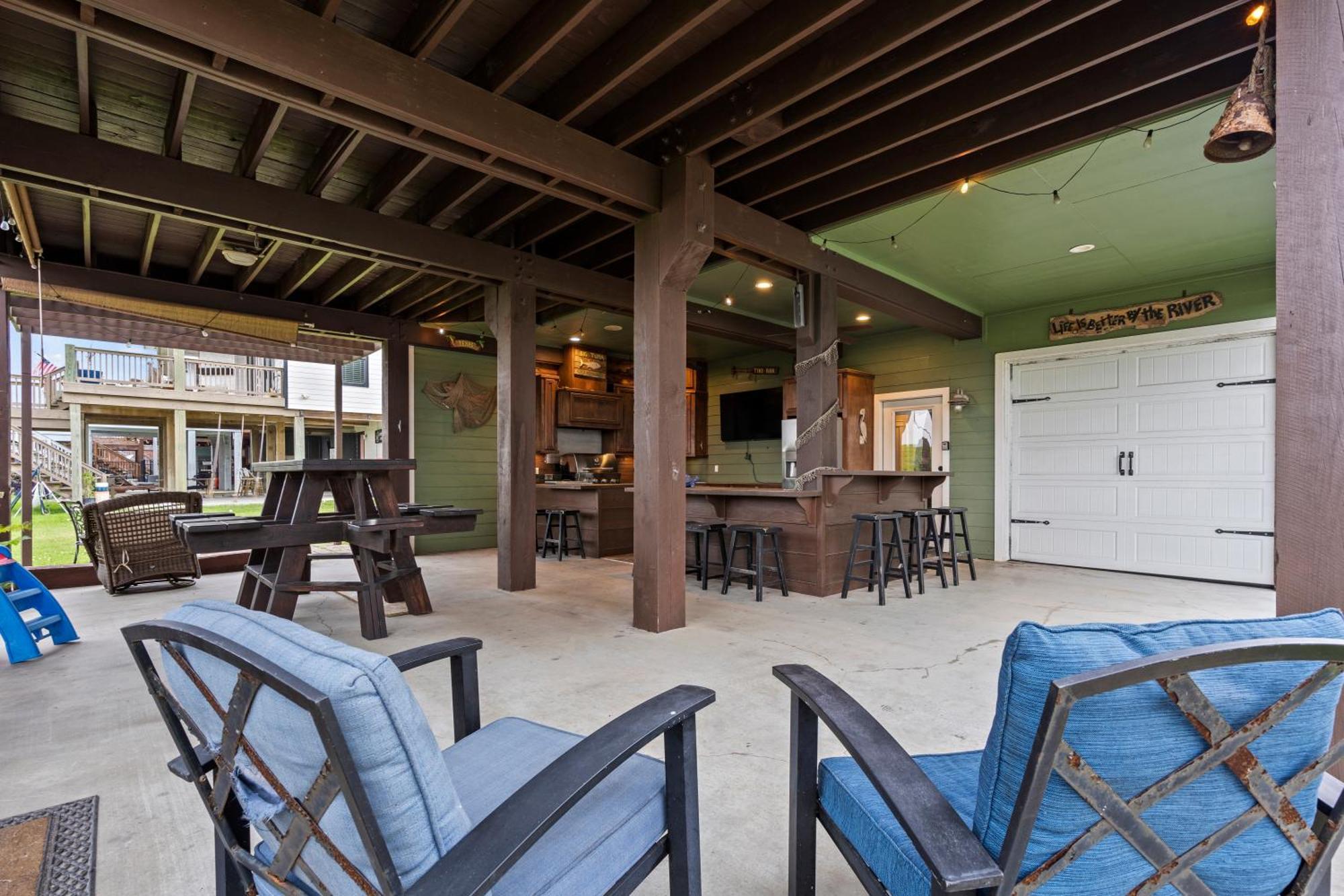 Luxury Waterfront Home Family And Pet Friendly Near Surfside Beach 11 Mins ฟรีพอร์ต ภายนอก รูปภาพ