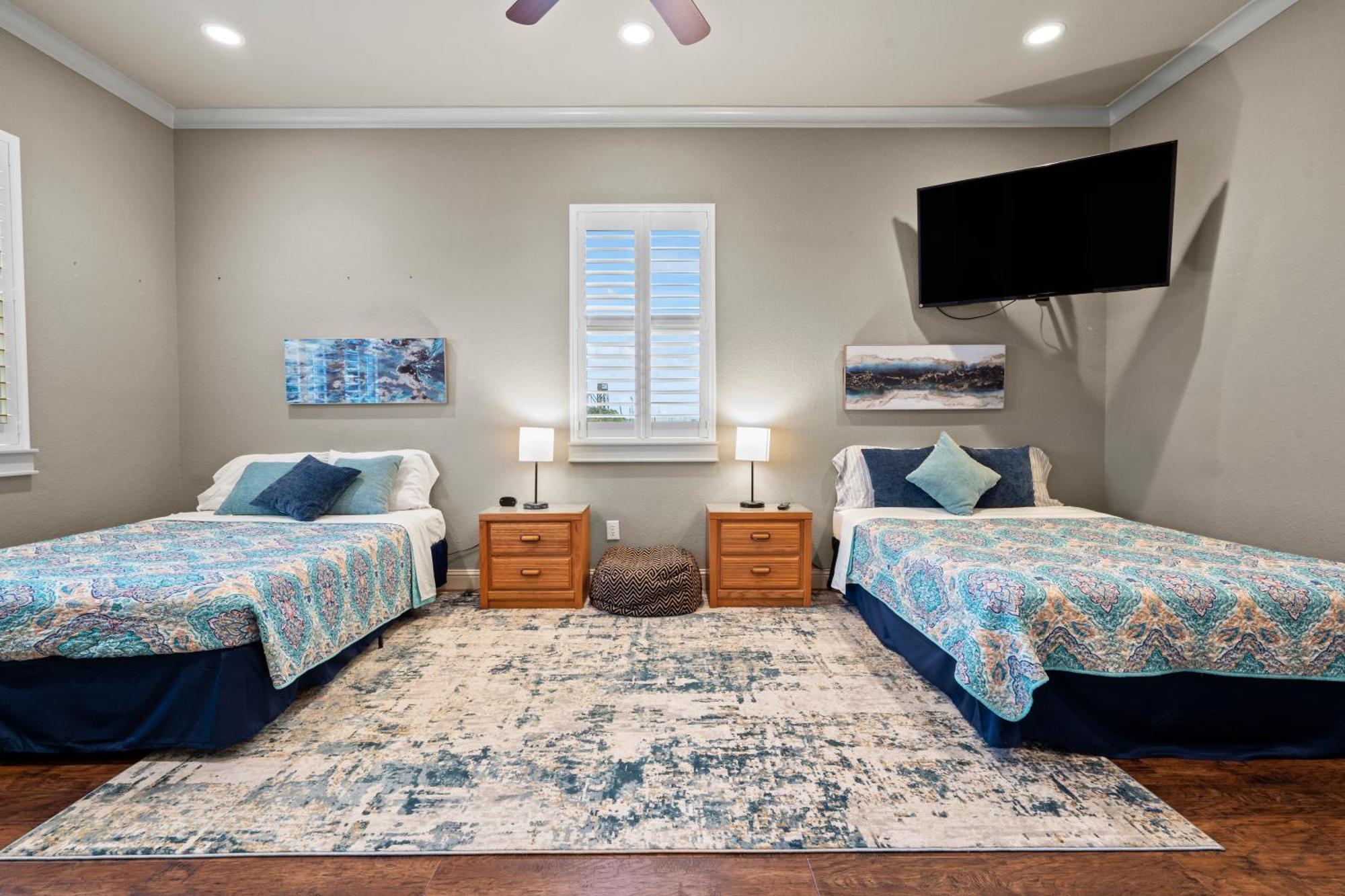 Luxury Waterfront Home Family And Pet Friendly Near Surfside Beach 11 Mins ฟรีพอร์ต ภายนอก รูปภาพ